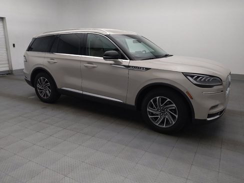 Used 2021 Lincoln Aviator 2WD image 11