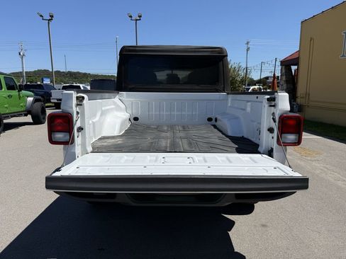 Used 2020 Jeep Gladiator Sport w/ Quick Order Package 24S image 30