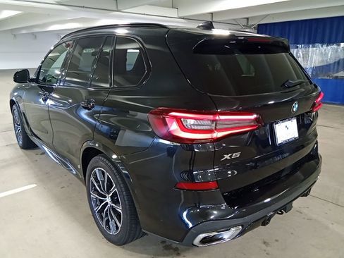 Used 2023 BMW X5 xDrive40i w/ M Sport Package AWD/4WD image 8