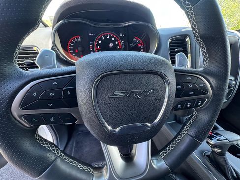 Used 2018 Dodge Durango SRT w/ Technology Group AWD/4WD image 16