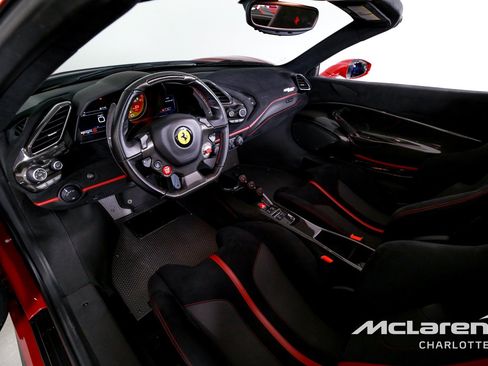 Used 2020 Ferrari 488 Pista Spider RWD image 13