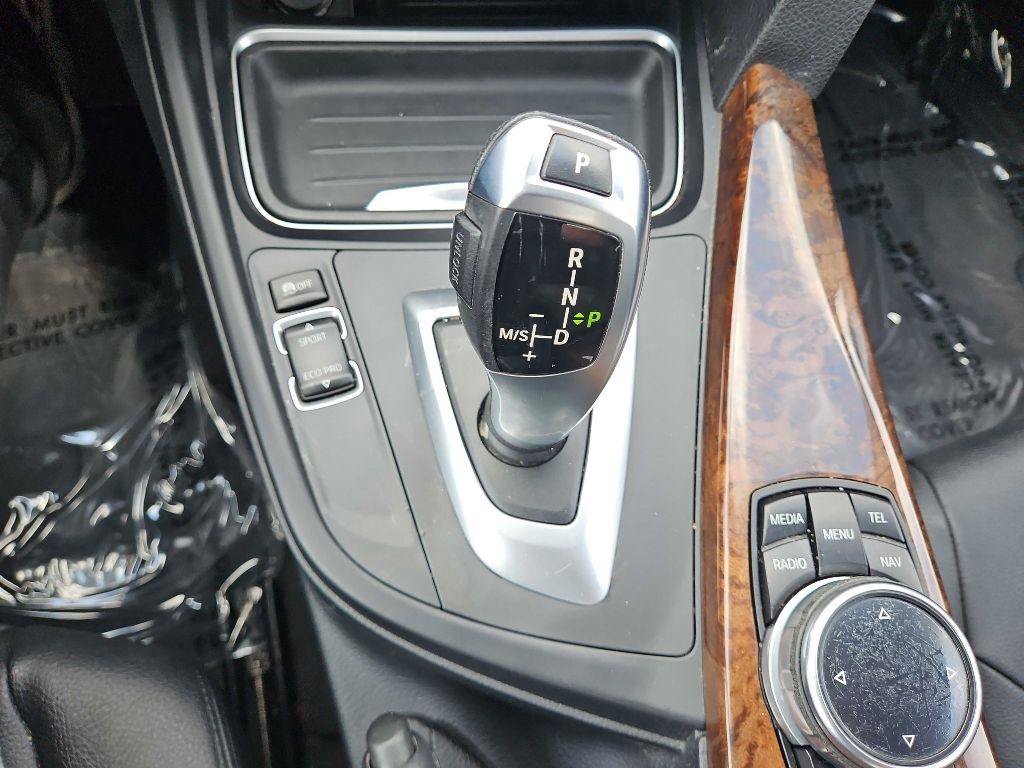 Used 2015 Chrysler 200 Limited w/ Convenience Group FWD image 40