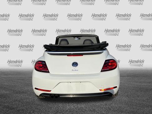 Used 2018 Volkswagen Beetle S image 9