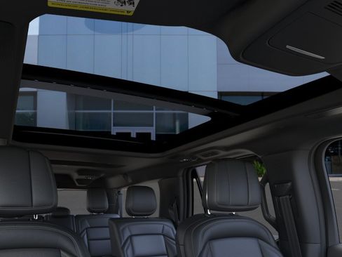 New 2026 Lincoln Navigator L Reserve AWD/4WD image 22