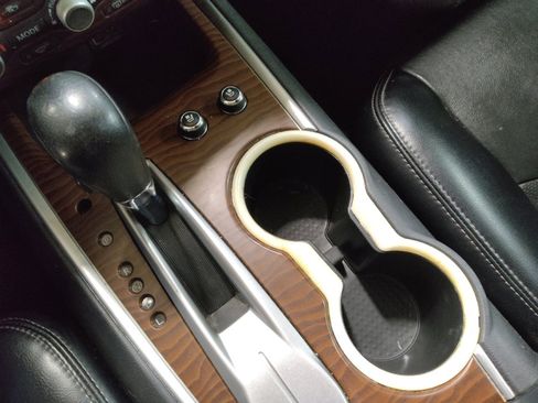 Used 2020 Nissan Pathfinder Platinum image 26