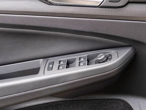 Used 2024 Volkswagen GTI SE image 14