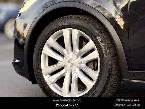 Used 2016 Tesla Model X 75D image 18