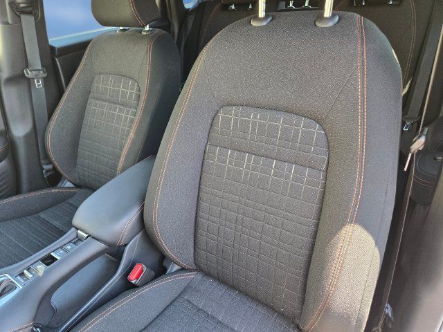 Used 2025 Honda HR-V Sport image 16