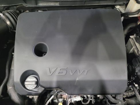 Used 2019 Chevrolet Traverse LT AWD/4WD image 30