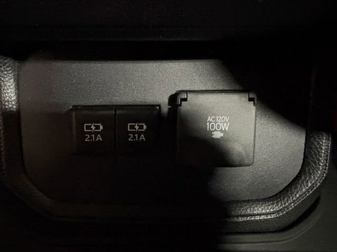 Used 2020 Toyota Highlander Platinum image 20