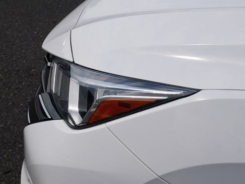 Used 2024 Nissan Versa S w/ Trunk Package FWD image 16