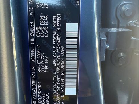 Used 2024 Volvo XC60 B5 Plus image 33