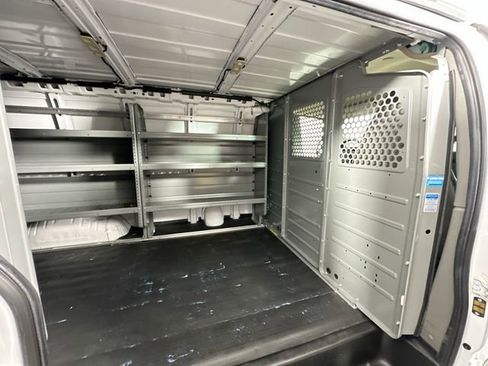 Used 2022 Chevrolet Express 2500 w/ Driver Convenience Package RWD image 23
