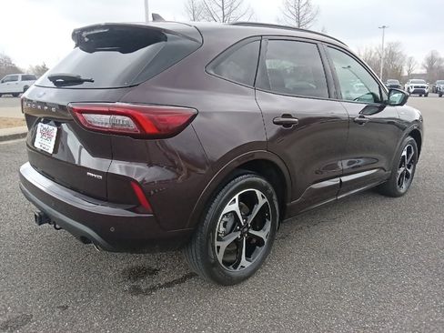 Used 2023 Ford Escape ST-Line Select w/ Tech Pack #2 image 3