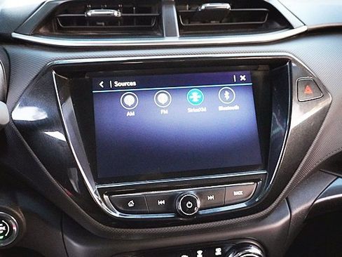 Used 2022 Chevrolet TrailBlazer LT w/ Convenience Package image 25