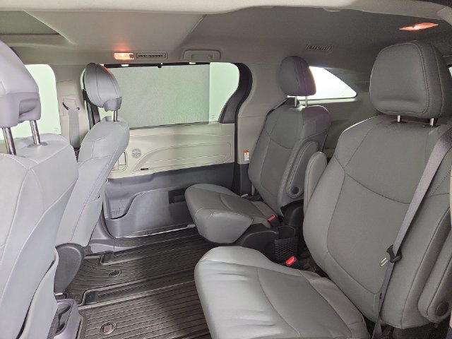 Used 2024 Toyota Sienna XLE w/ XLE Plus Package AWD/4WD image 12