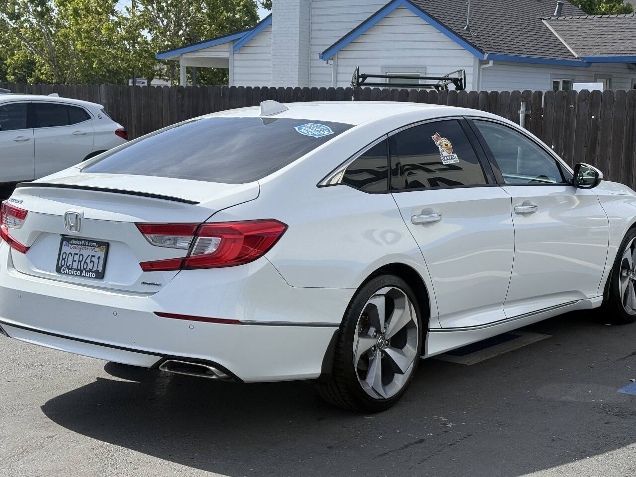 Used 2018 Honda Accord Touring image 6