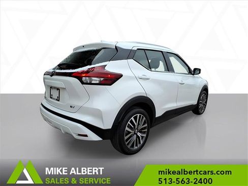 Used 2021 Nissan Kicks SV image 7