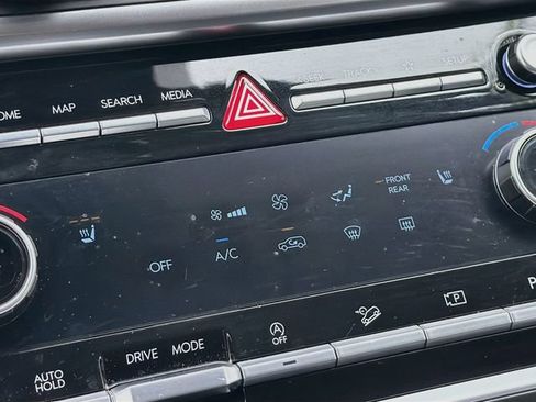 Certified 2026 Hyundai Santa Fe SEL FWD image 20