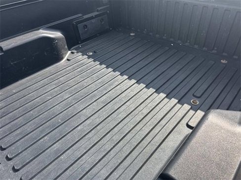 Used 2021 Toyota Tacoma SR5 image 12