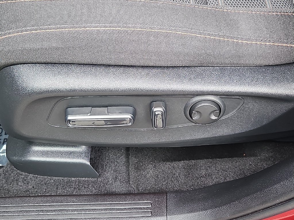 Used 2025 Honda CR-V Sport image 19