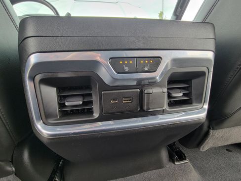 Used 2020 Chevrolet Silverado 3500 High Country image 39