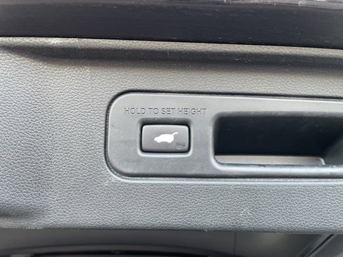 Used 2024 Honda Pilot EX-L image 31