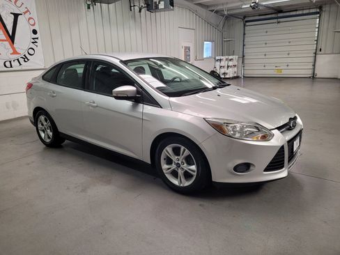 Used 2014 Ford Focus SE image 10