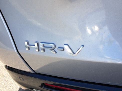 New 2026 Honda HR-V EX-L image 8