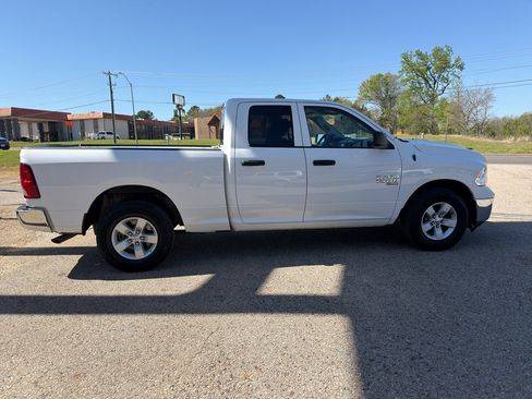 Used 2024 RAM 1500 Classic SLT image 11