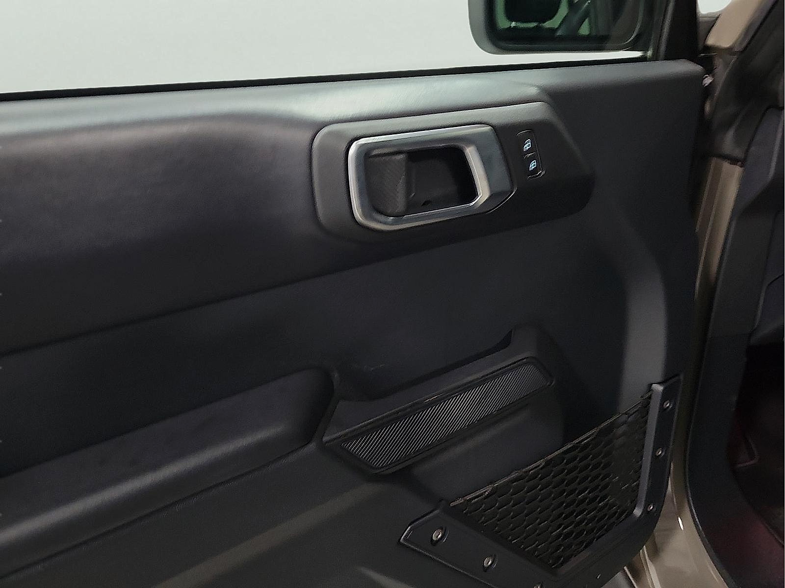 Used 2025 Ford Bronco Outer Banks AWD/4WD image 10