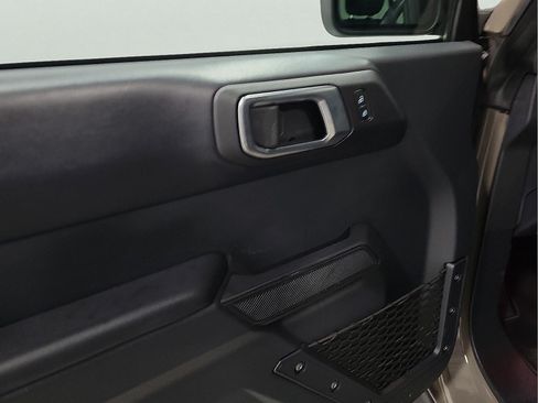 Used 2025 Ford Bronco Outer Banks AWD/4WD image 10