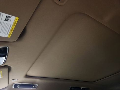 New 2026 Land Rover Range Rover Long Wheelbase SE image 24