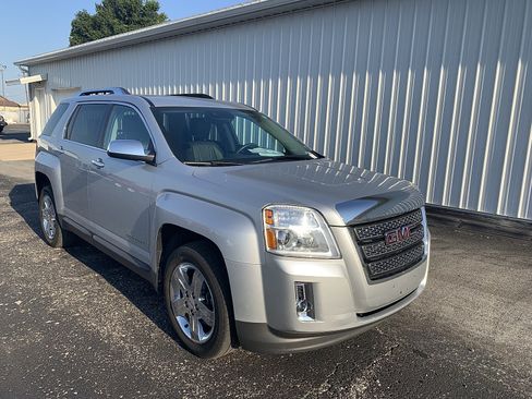 Used 2013 GMC Terrain SLT AWD/4WD image 2