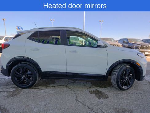 Used 2024 Buick Encore GX Sport Touring image 11