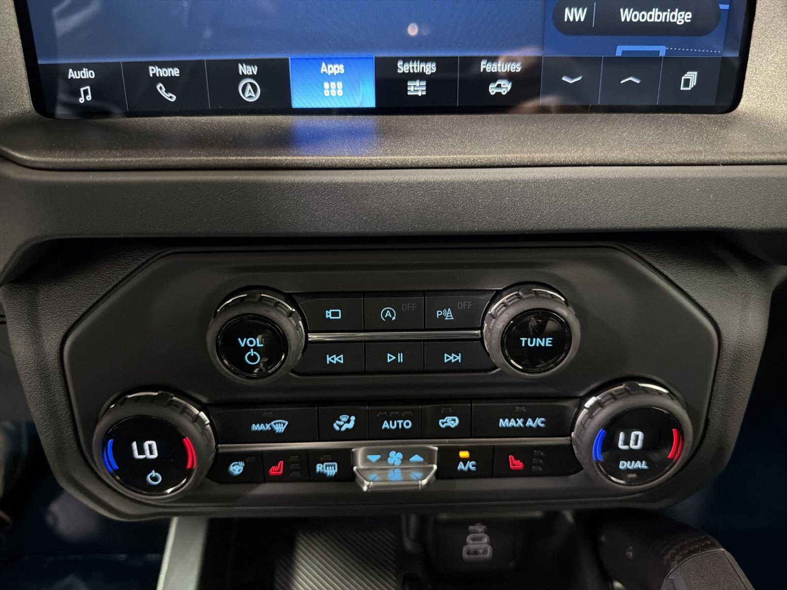 New 2026 Ford Bronco Raptor w/ Interior Carbon Fiber Pack AWD/4WD image 33