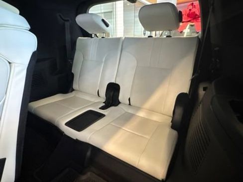 New 2026 Lexus LX 700h Luxury AWD/4WD image 11