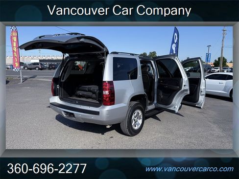 Used 2013 Chevrolet Tahoe LT w/ Luxury Package AWD/4WD image 38
