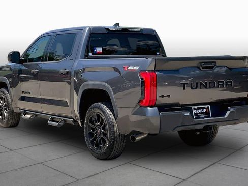 Used 2022 Toyota Tundra SR5 AWD/4WD image 12
