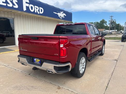 Used 2024 Chevrolet Silverado 1500 LTZ w/ LTZ Premium Package AWD/4WD image 3