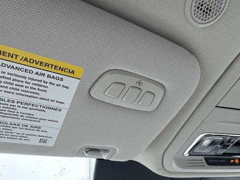 New 2026 Lincoln Aviator AWD w/ Jet Appearance Package image 32