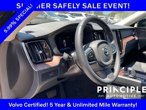 Certified 2023 Volvo XC60 B5 Plus FWD image 15