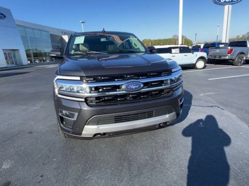 Certified 2023 Ford Expedition Limited AWD/4WD image 3