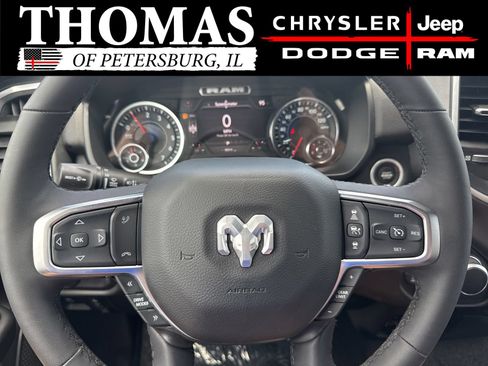 Used 2025 RAM 1500 Big Horn AWD/4WD image 14