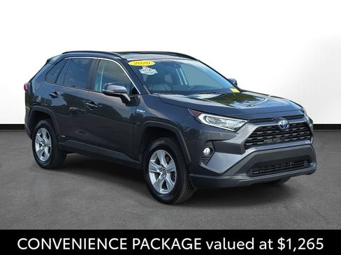 Used 2020 Toyota RAV4 XLE w/ Convenience Package AWD/4WD image 3