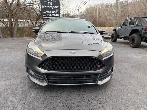 Used 2017 Ford Focus ST FWD image 20