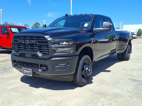 New 2026 RAM 3500 Tradesman image 3