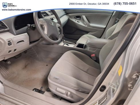 Used 2011 Toyota Camry Hybrid image 8