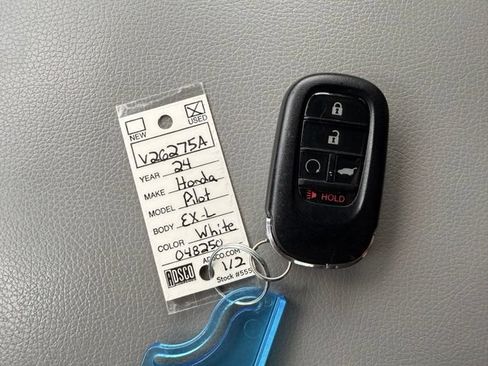 Used 2024 Honda Pilot EX-L image 32
