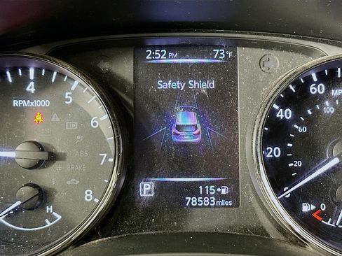 Used 2018 Nissan Rogue Sport S w/ S Appearance Package FWD image 18